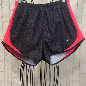 Nike Dry  Fit Shorts Tempo Confetti Lined Running with Neon Pink Mesh Trim